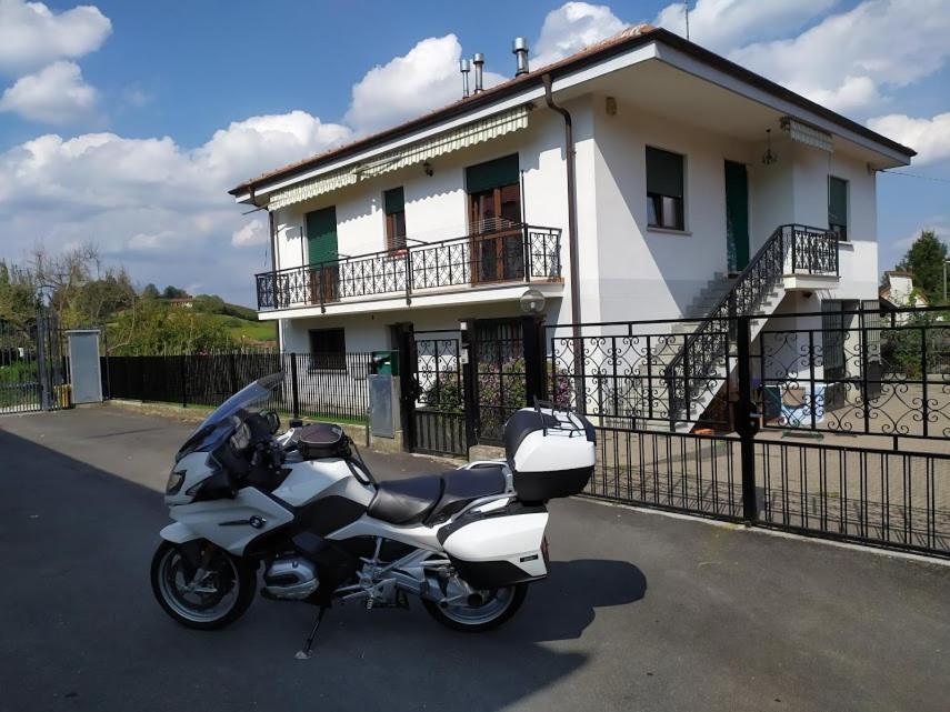 Astixio Villa San Damiano dʼAsti Exterior foto